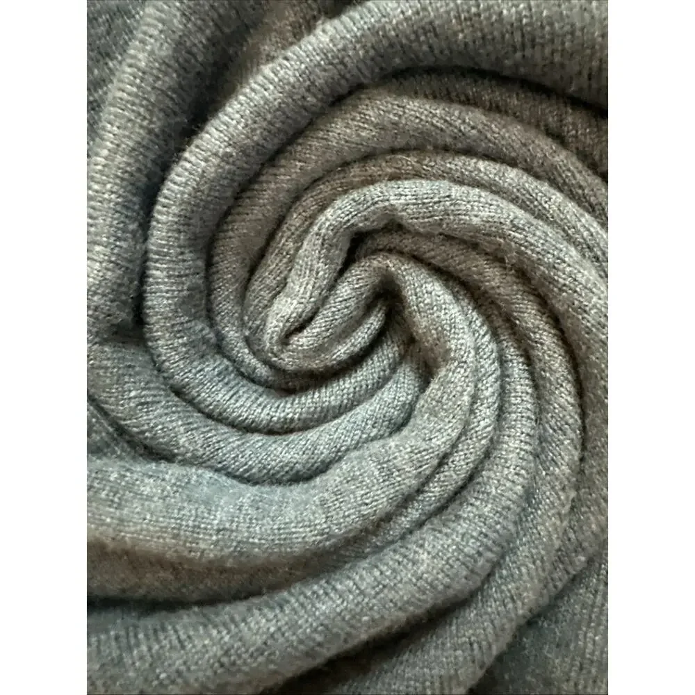 Vintage‎ Banana Republic Extra Fine 100% Merino Wool V Neck Sweater Size L